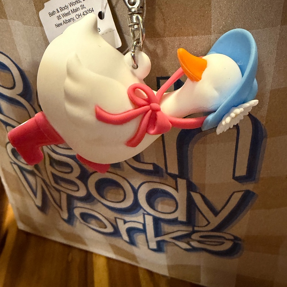 Bath & Body Works Goose Pocketbac with Pink and Blue Accents